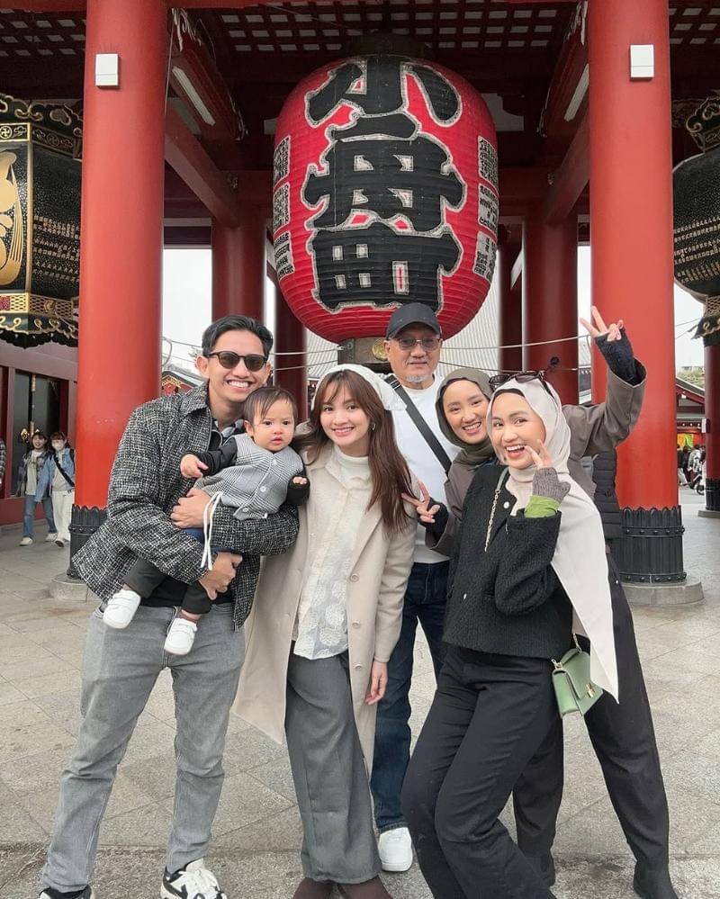 Instagram.com/sabrinaanggraini